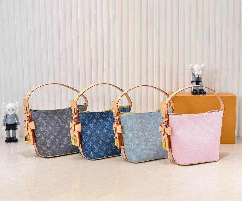 M45124 Bucket Shoulder Bag, Monogram Canvas Pink.