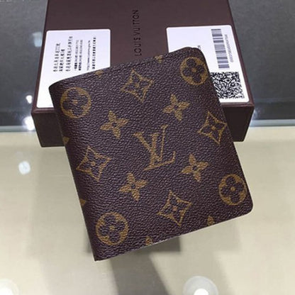 M60883 Billfold With 10 Credit Card Slots Monogram Canvas