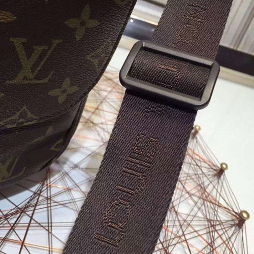 M97038 Messenger MM Beaubourg Messenger Bag Monogram Canvas