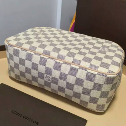 N41420 Toiletry Bag 25 Damier Azur Canvas