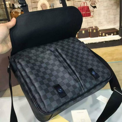 N41500 Christopher Messenger Bag Damier Graphite Canvas