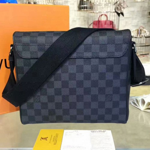 N41028 District PM Messenger Bag Damier Graphite Canvas