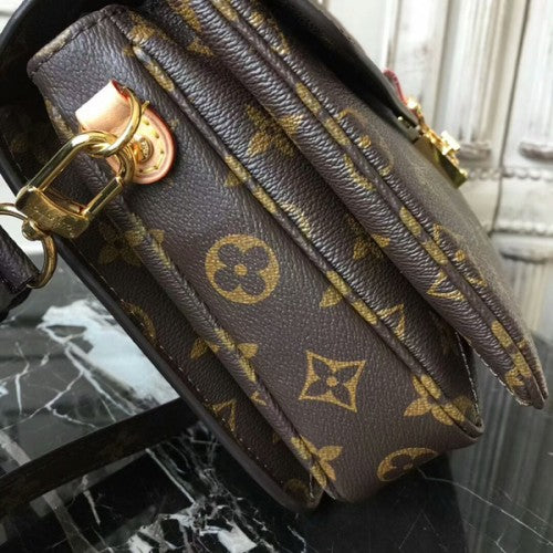 M40780 Pochette Metis Crossbody Bag Monogram Canvas