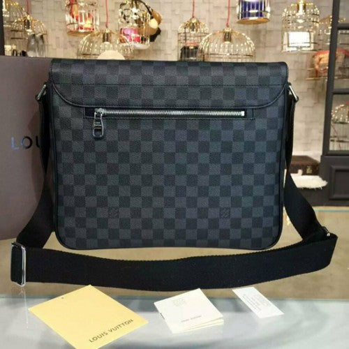 N41500 Christopher Messenger Bag Damier Graphite Canvas