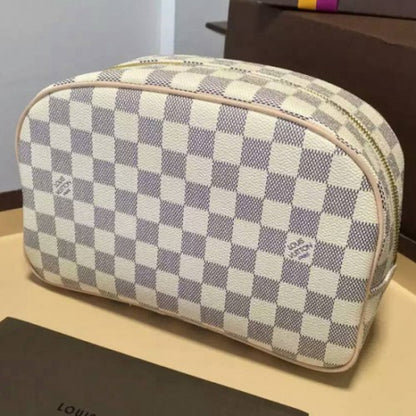 N41420 Toiletry Bag 25 Damier Azur Canvas