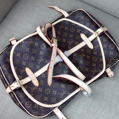 M42256 Saumur Crossbody Bag Monogram Canvas