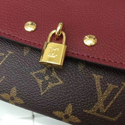 M61852 Venus Wallet Monogram Canvas