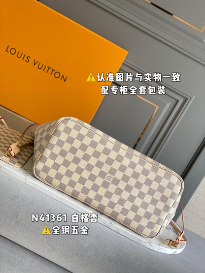 M40995 NEVERFULL WHITE DAMIER CANVAS BAGS with BEIGE INTERIOR. MM/GM